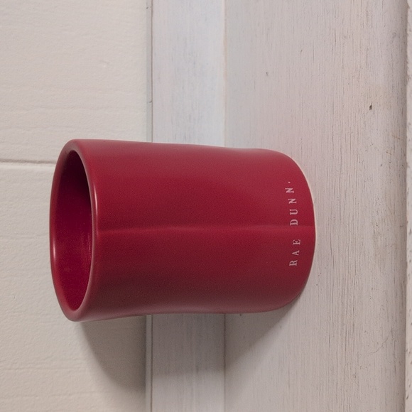 RAE DUNN PEPPERMINT BARK CANDLE - Picture 3 of 4